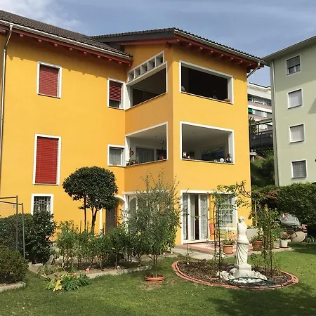 Apartment Casa Fiorella *